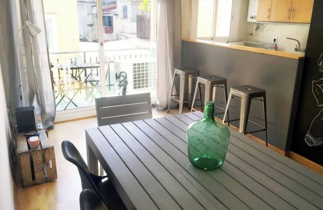 MODERN APARTMENT IN THE CENTER
