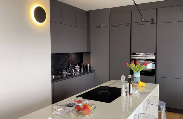 Modern apartment near the Fair and Central Station