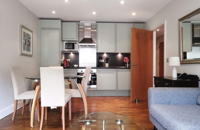 Modern Apartment In Fantastic Central Location