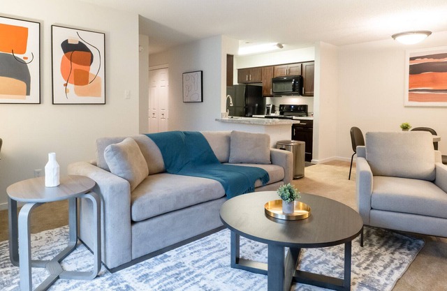 Modern Apartment in Prime Location (ID4807X88)