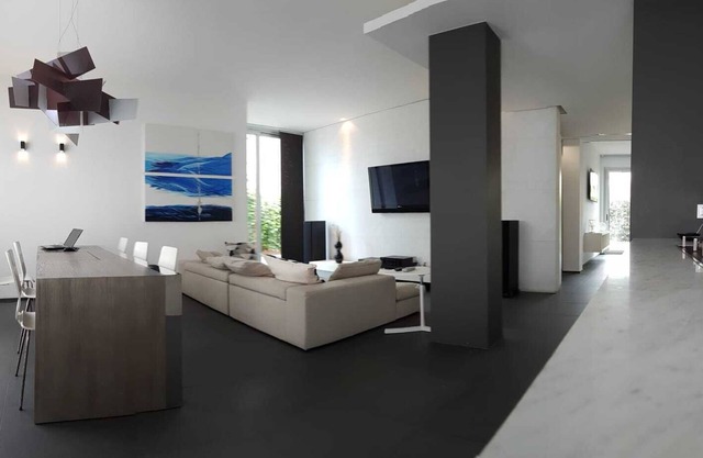 Modern apartment with garden