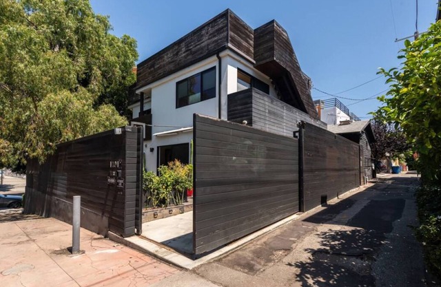 Modern Beach House 2 blocks from the Ocean with Giant Rooftop Deck