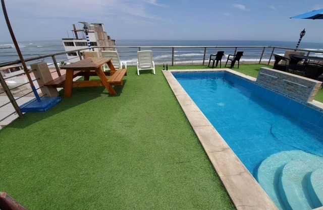 Modern Beach Getaway House