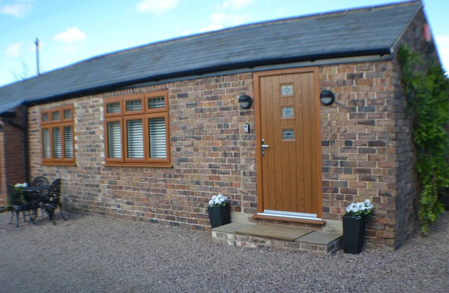 Modern Bijou B&B or Holiday let accommodation, near Bridgnorth & Alveley WV156EA