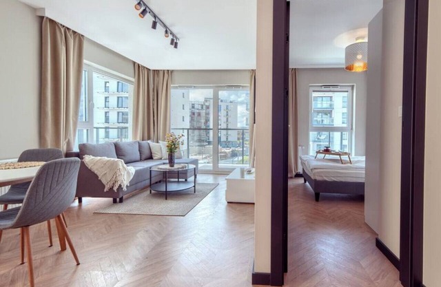 Modern Business Apartments - Balcony, Parking by Rentujemy