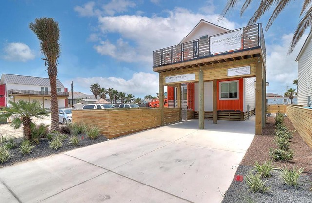 Modern by the Sea Orange ES1430