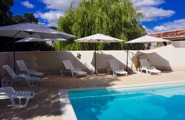 Modern Charentais gîtes, heated pool, free wifi. Kids can be kids & adults relax
