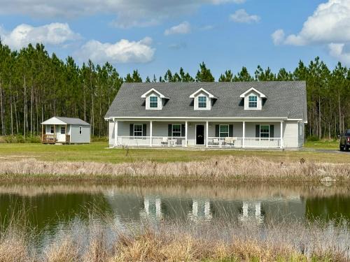 Modern Farmhouse W Pickleball