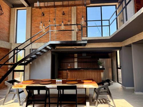 Modern loft with AC Close to downtown Huatulco