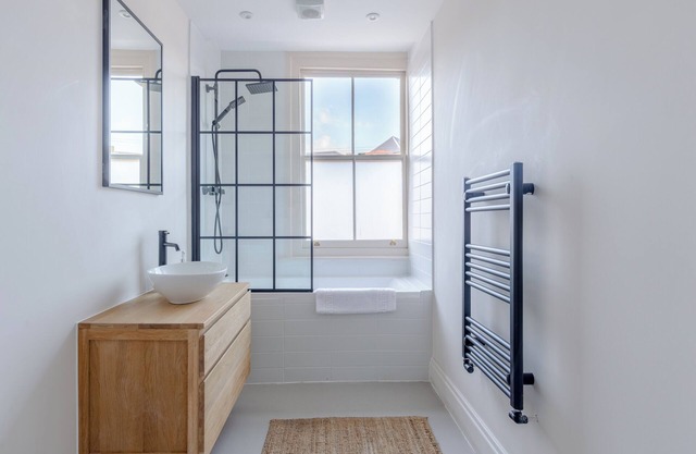 Modern Maisonette | 2 Bed | WiFi | Hackney