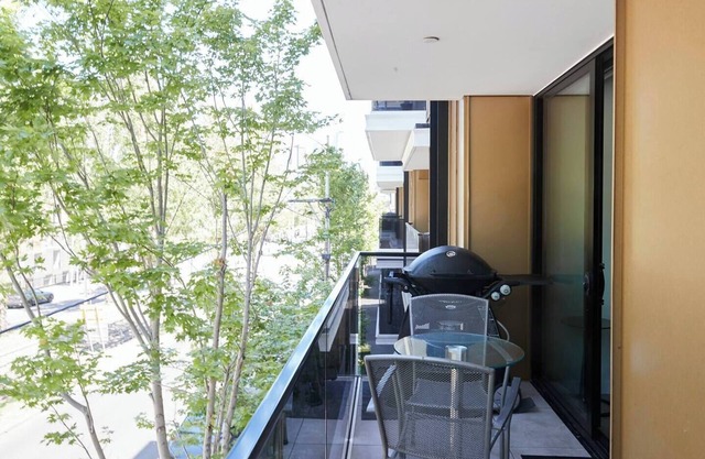 Modern Minimalism Slate Chic in the City