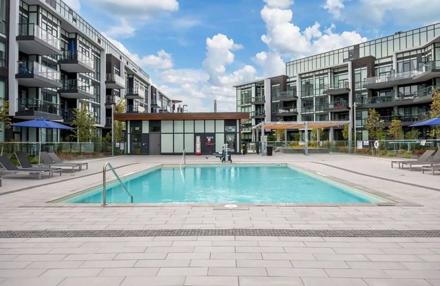 Modern Oasis FRIDAY HARBOUR resort, a luxury destination.