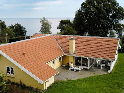 Modern Retreat by Water - By Traum Ferienwohnungen