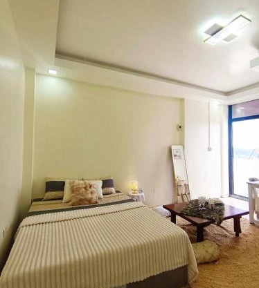 Modern Studio Apartment with Balcony & Stunning City View