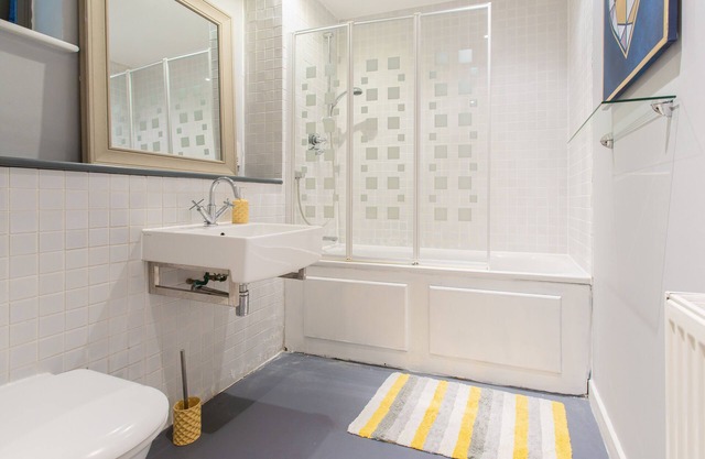 Modern Stylish Close to London Bridge