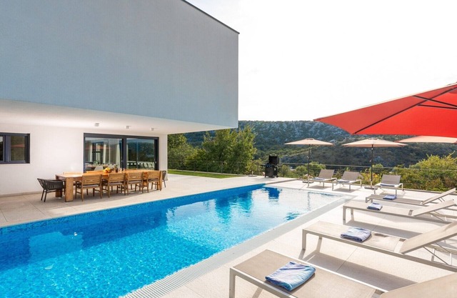 Modern Villa Adria Blue with heated pool