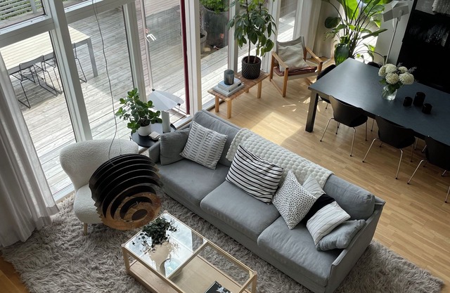 Modern villa close to sea, forest and Stockholm city center