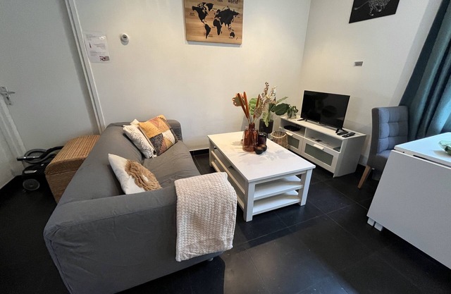 Moderne Studio aan de Kust: Winkels, Duinen & Zee op Loopafstand