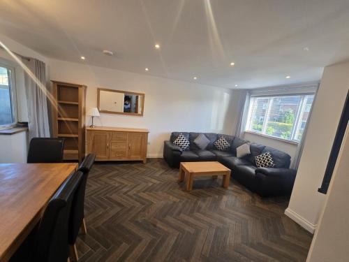 Modernised 3 Bed House