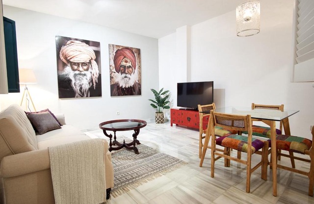 Monsalves Courtyard by Valcambre