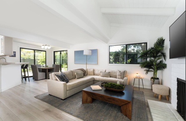 Montecito-Chic Beachside Retreat