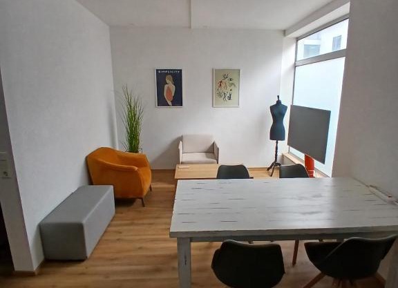 Monteur 5 CUBE