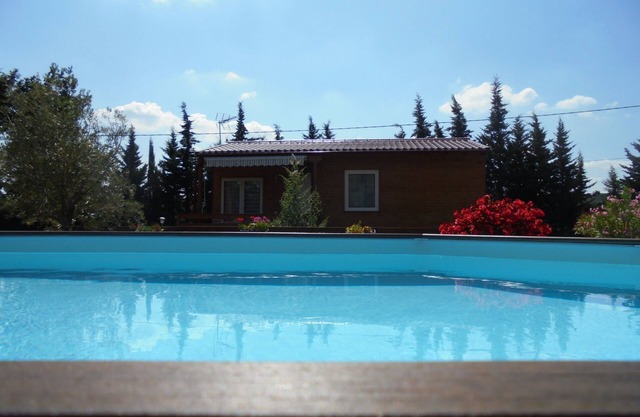 Montolieu rental 4 people with swimming pool