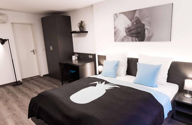 Mood contemporary living