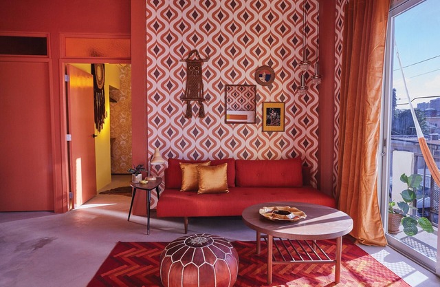 MOOD HAUS by DW - 70's Retro Stays