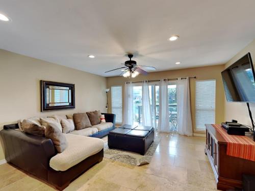 Moonlight Beach Villa & Studio