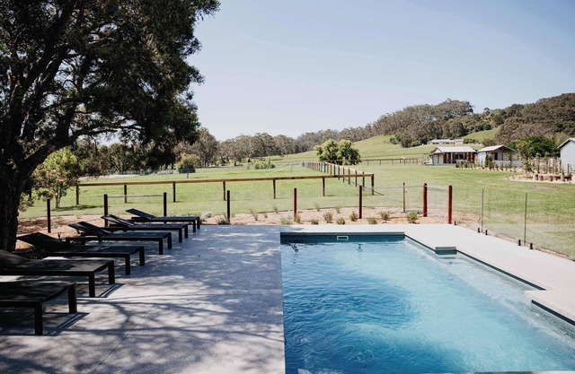 Moraea Farm, Berry - by Linnaeus Collection