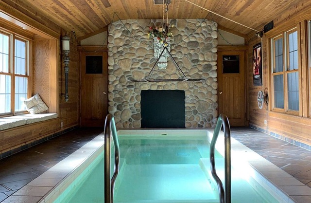 Most Unique Cabin Rental in Wisconsin With Hot Tub