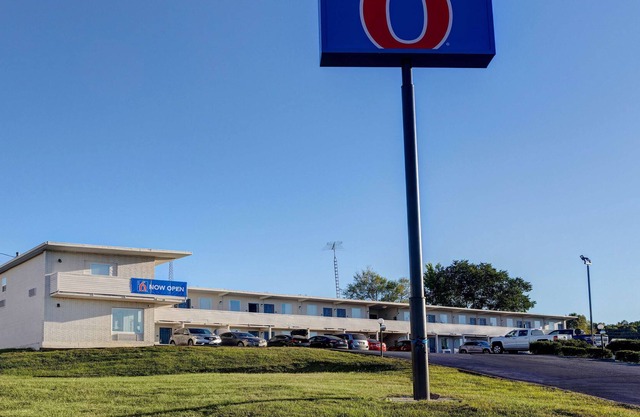 Motel 6 Bonne Terre, MO