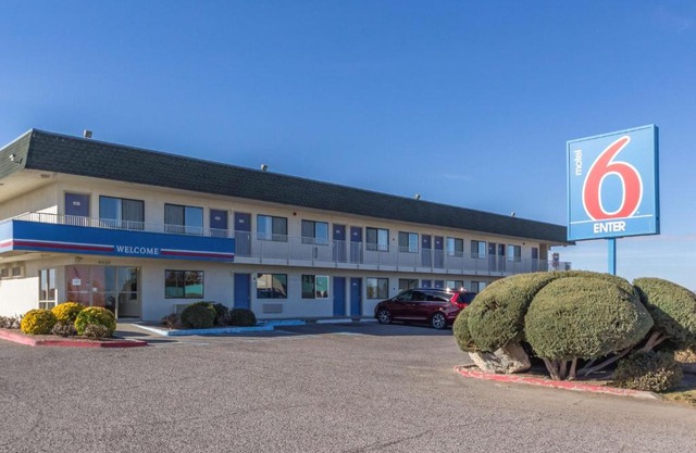 Motel 6-Deming, NM