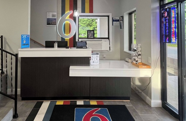 Motel 6 East Windsor, NJ - Hightstown