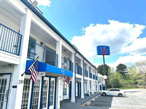 Motel 6 Macon, GA I 475