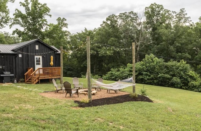 Mountain Cabin in Jamestown