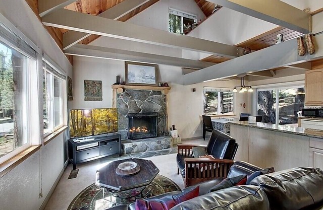 Mountain Gateway | Private Deck | Trail Access