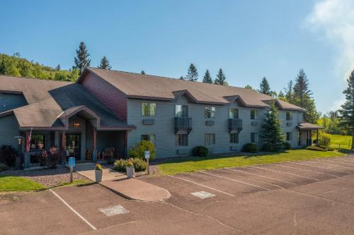 Mountain Inn at Lutsen