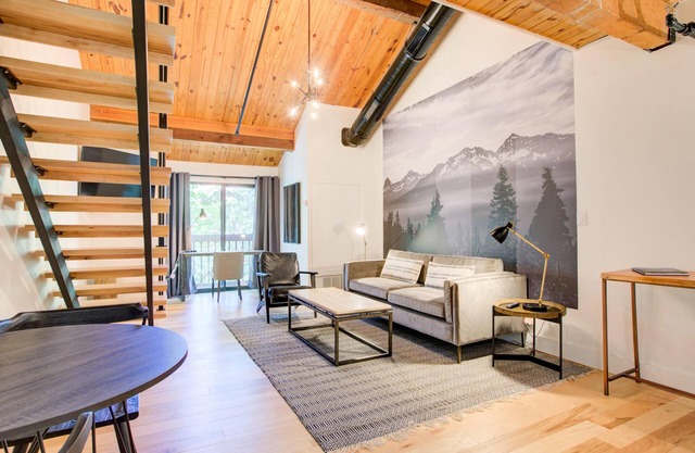 Mountain Inn Lodge 57 with Wintergreen Advantage