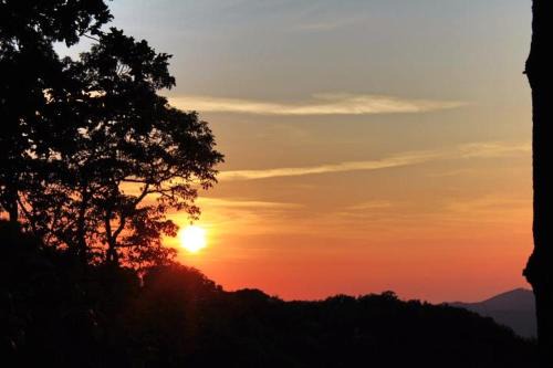 Mountain Retreat With Great View and Calm Winds