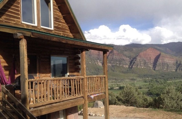 Mountain Top Cabin with Spectacular Views