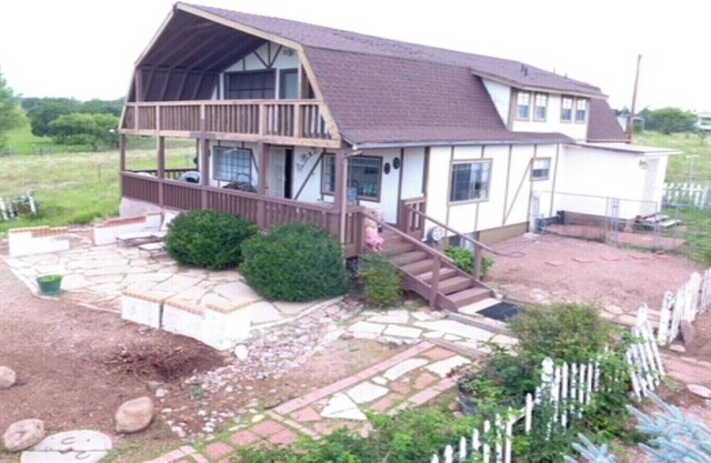 Mountain vacation getaway/Hunters paradise