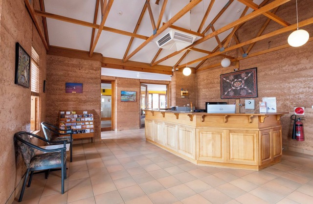 Mud Hut Motel