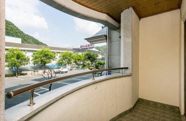 Muju Rainbow Pension