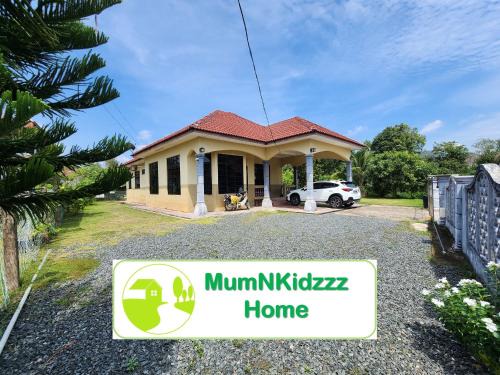 MumNKidzzz Homestay at Kerteh