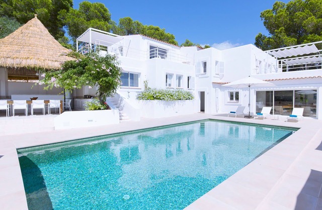 My Rental Homes - Villa Jules with private pool, sea view and garden