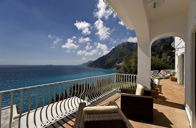 My Rental homes - Villa Magnolia, in Positano, with hot tub and sea view