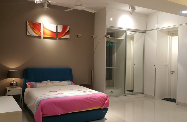designer cozy suites