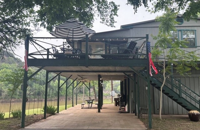 Myers Corner ~ Brazos River House